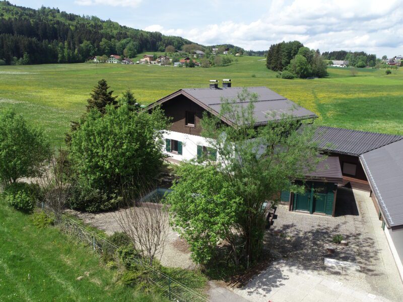 Old building in grassland - St. Georgen im Attergau